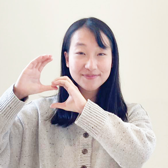 安藤 里紗